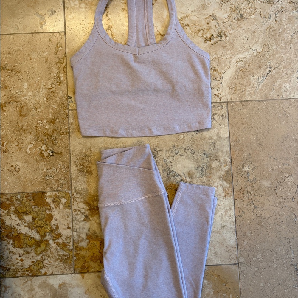 Beyond Yoga Light Purple Tank and Leggings Set